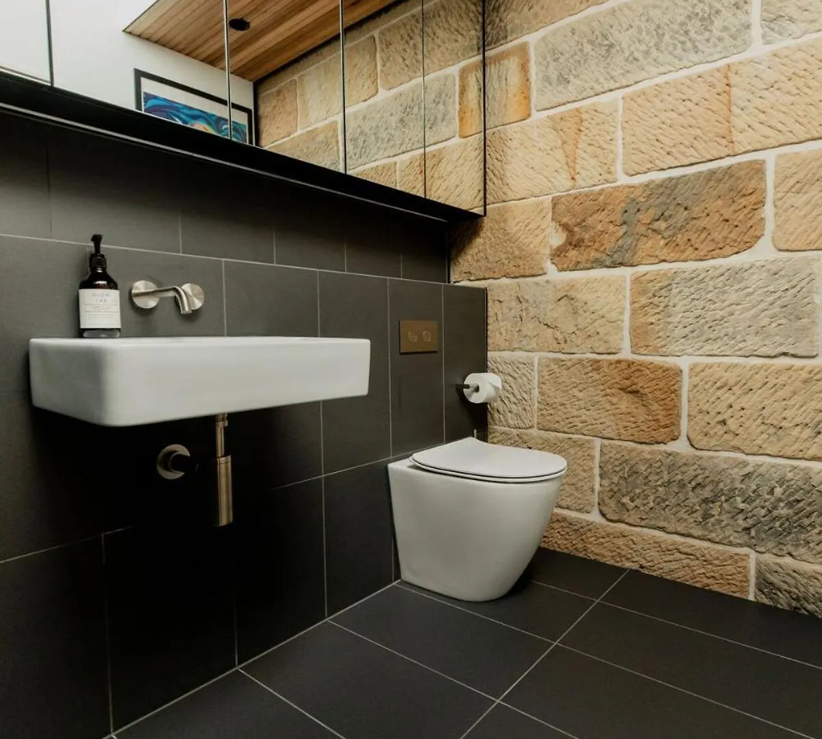 'Wietenah' - Perfectly Renovated Historic Cottage Hobart Holiday home
