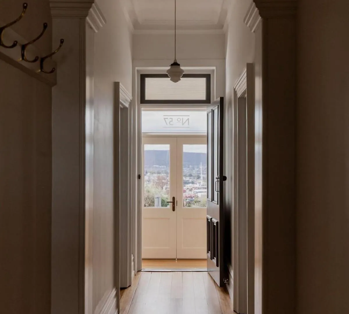 'Wietenah' - Perfectly Renovated Historic Cottage Hobart Holiday home