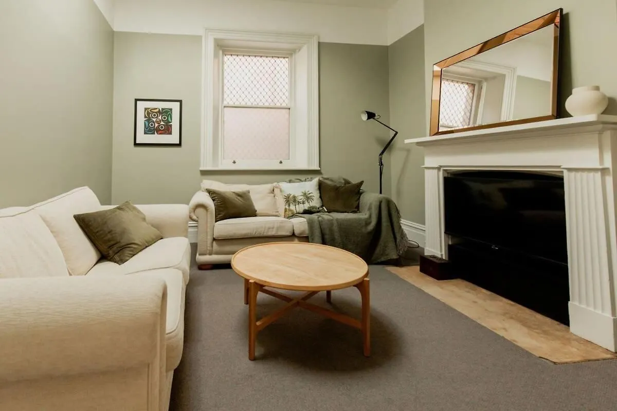 Holiday home 'Wietenah' - Perfectly Renovated Historic Cottage Hobart